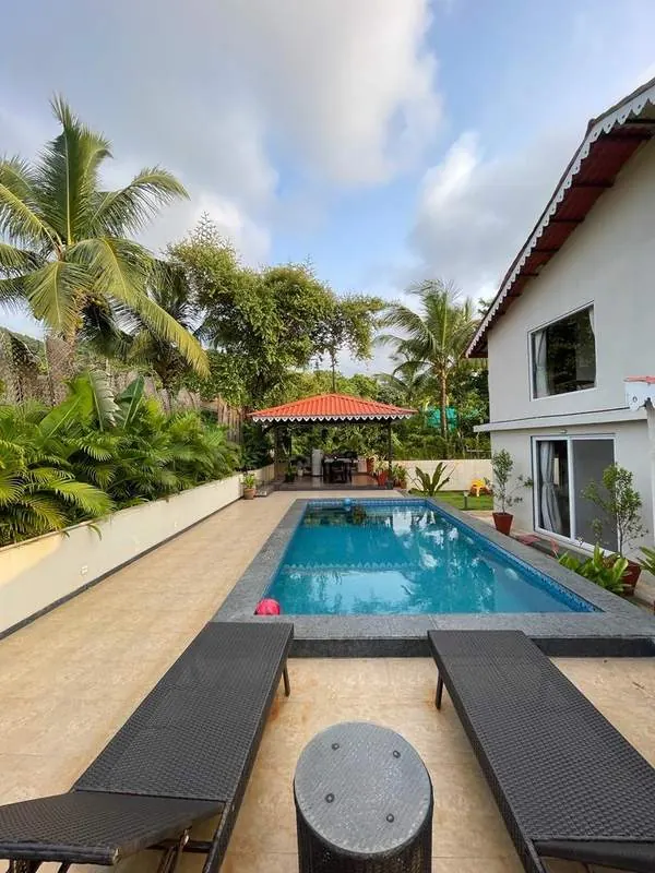 Common pool at The Seascape seen from the Couple Room patio